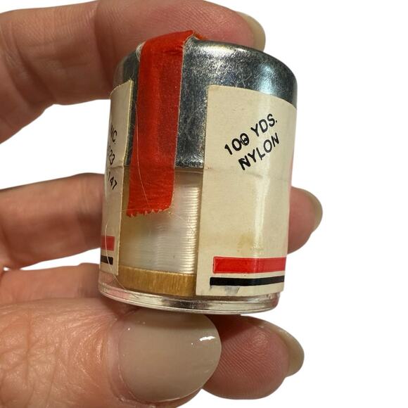 POH Unwaxed Dental Floss Professional Use 109 Yards Vintage Sealed Classic Nylon - Picture 2 of 6